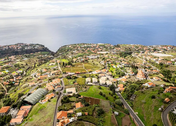 Апартаменты Casa Estrela Dos Reis Estreito Da Calheta